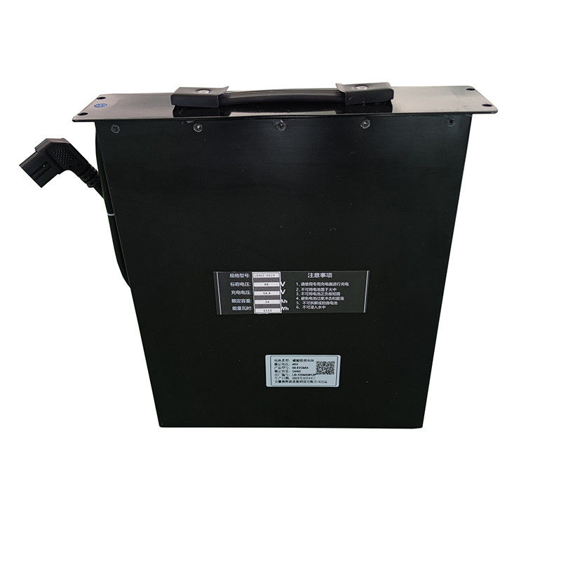 Bateria de lítio de empilhadeira elétrica personalizada 54.6V 24AH Bateria recarregável de íons de lítio